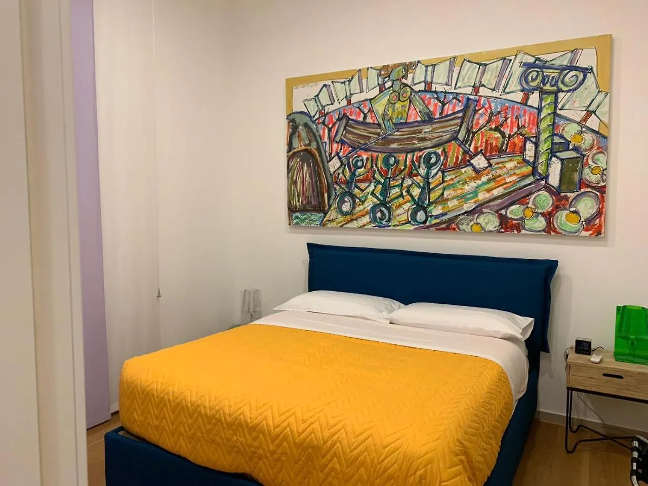Dimora Megaride Bed & Breakfast Naples