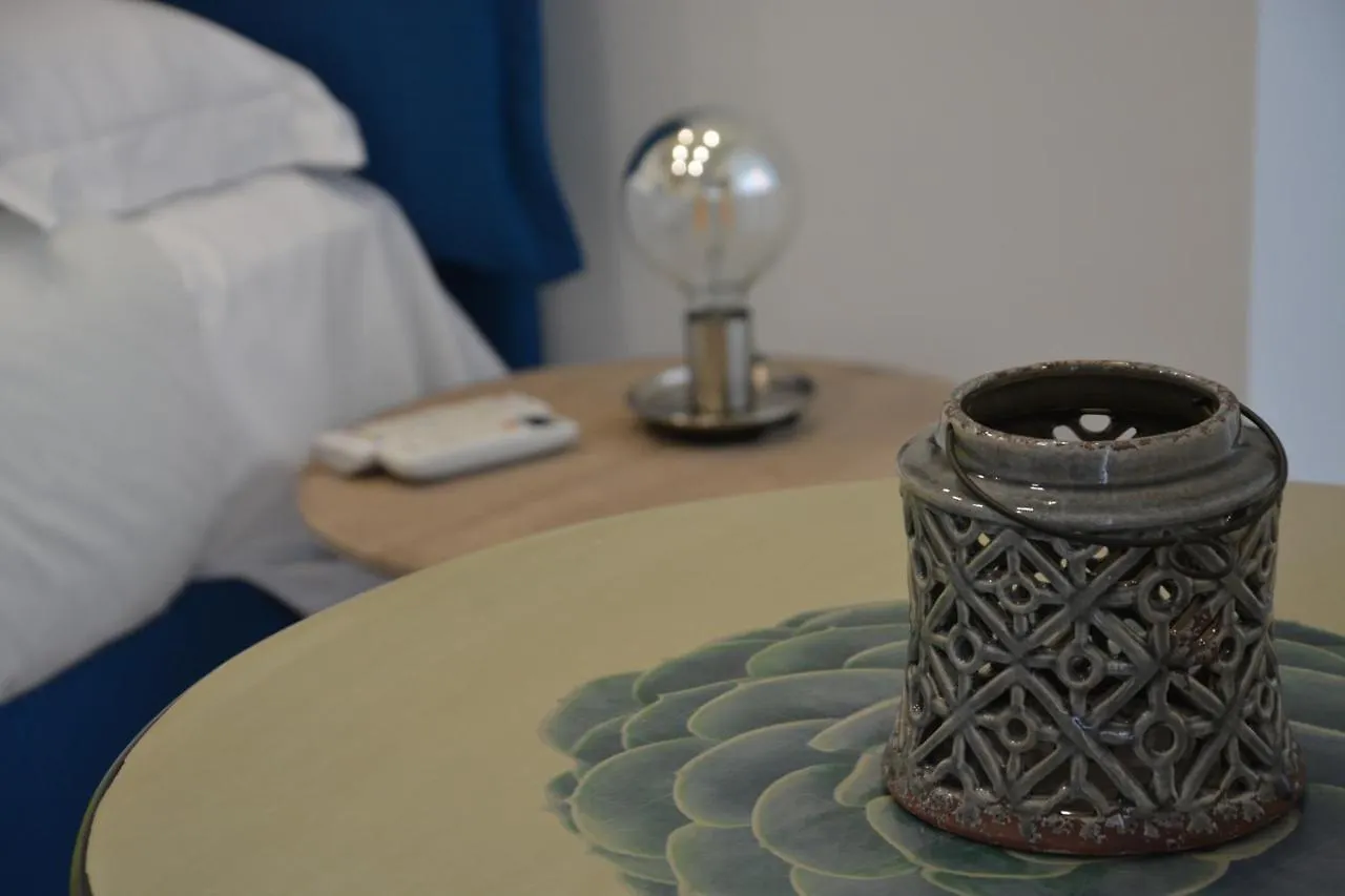 Dimora Megaride Bed & Breakfast Naples